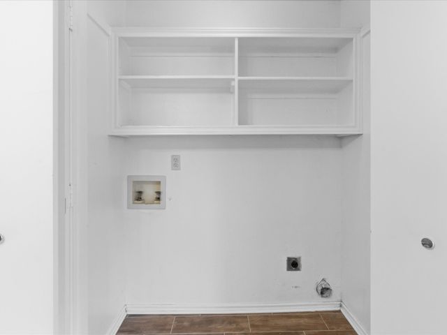 1522 Knollview Lane, Carrollton, TX 75007