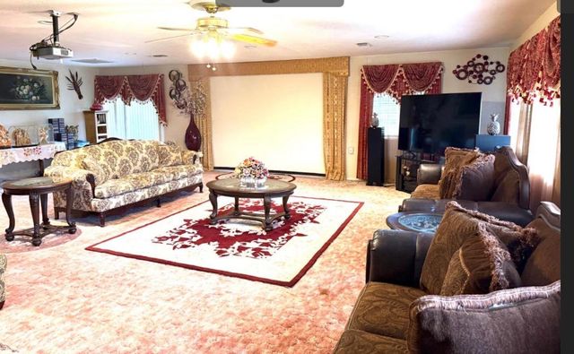 3315 Sunnyview Ln, North Highlands, CA 95660
