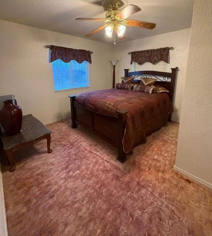 3315 Sunnyview Ln, North Highlands, CA 95660