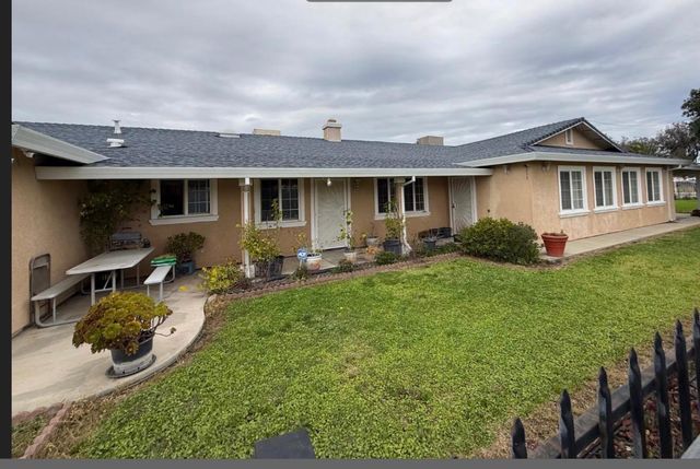 3315 Sunnyview Ln, North Highlands, CA 95660