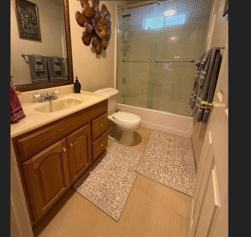 3315 Sunnyview Ln, North Highlands, CA 95660
