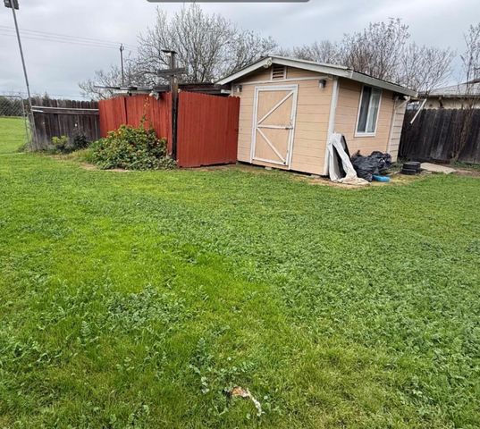 3315 Sunnyview Ln, North Highlands, CA 95660