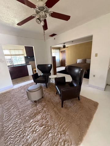 3315 Sunnyview Ln, North Highlands, CA 95660