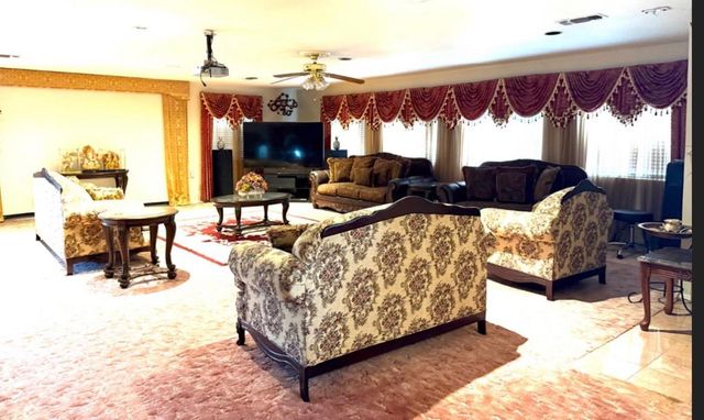 3315 Sunnyview Ln, North Highlands, CA 95660
