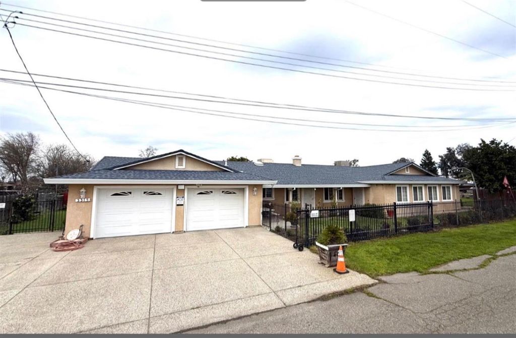3315 Sunnyview Ln, North Highlands, CA 95660