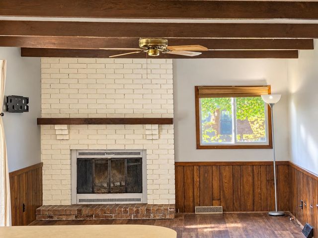 2604 Colonial Ln, Salina, KS 67401
