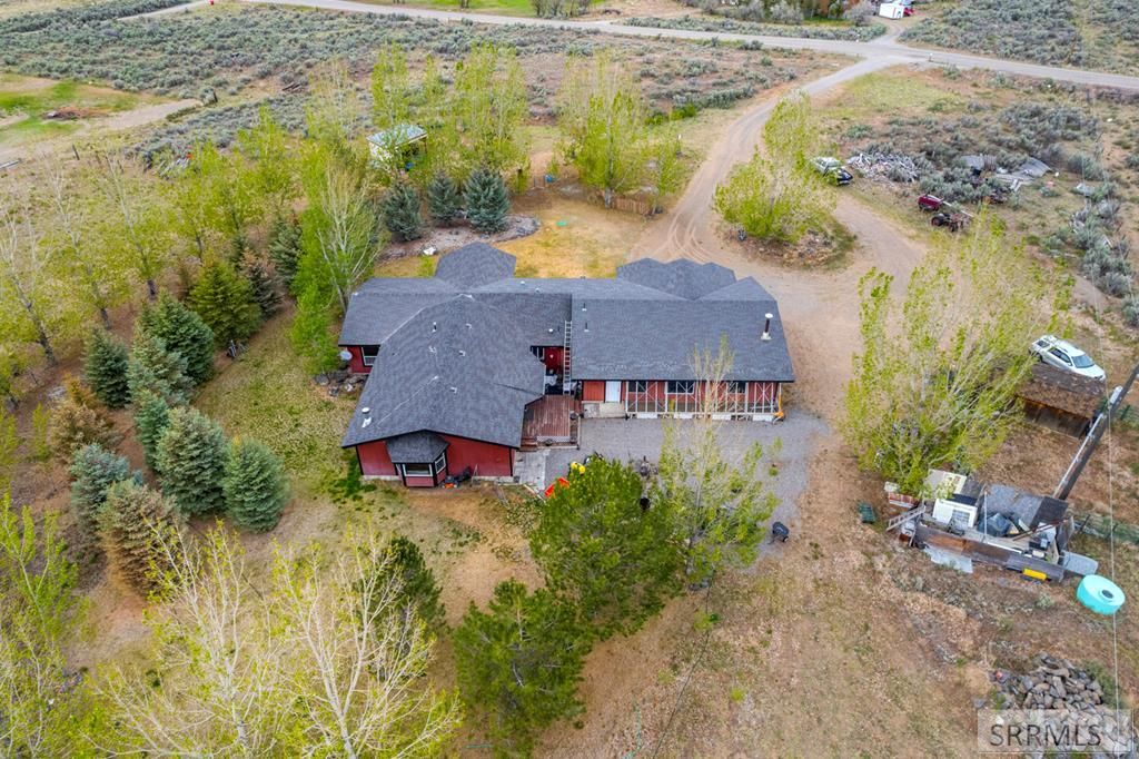 Image 45 of property listing at 7581 W 6000 N, Rexburg, ID 83440