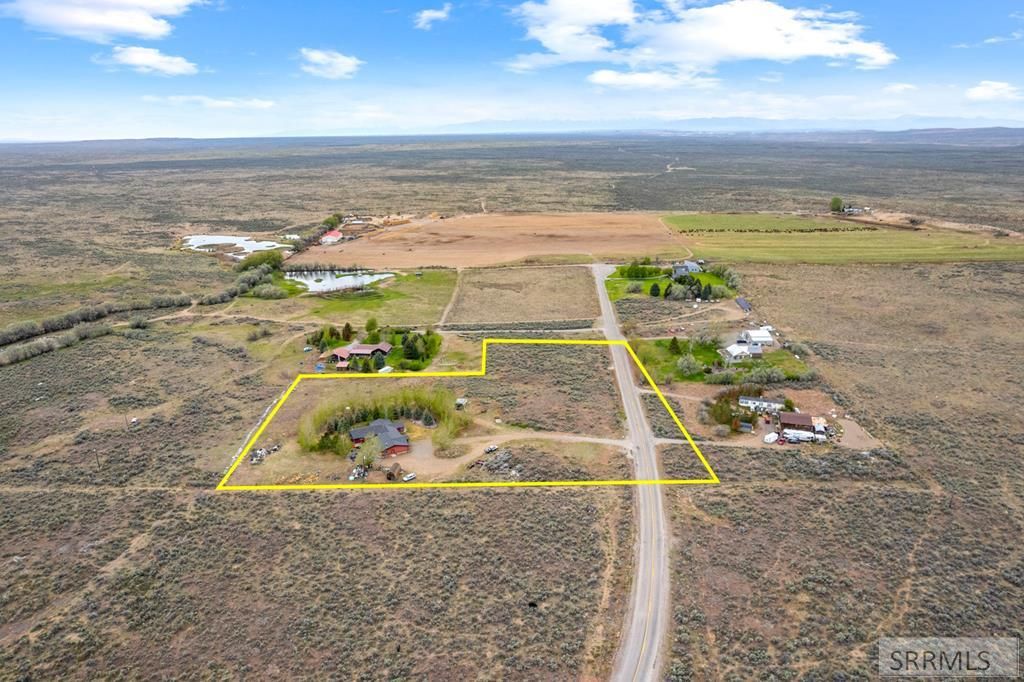 Image 51 of property listing at 7581 W 6000 N, Rexburg, ID 83440