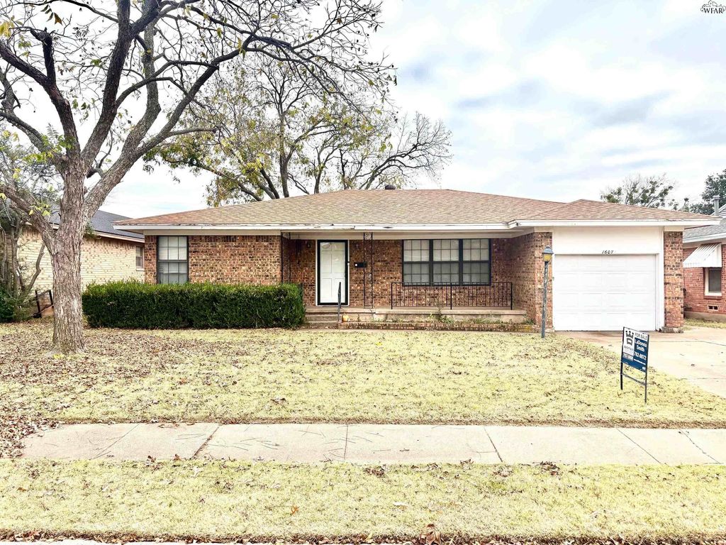 1607 CHRISTINE ROAD, Wichita Falls, TX 76302