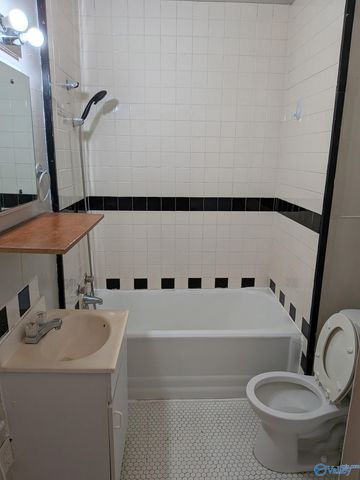 618 Newton Street, Gadsden, AL 35901