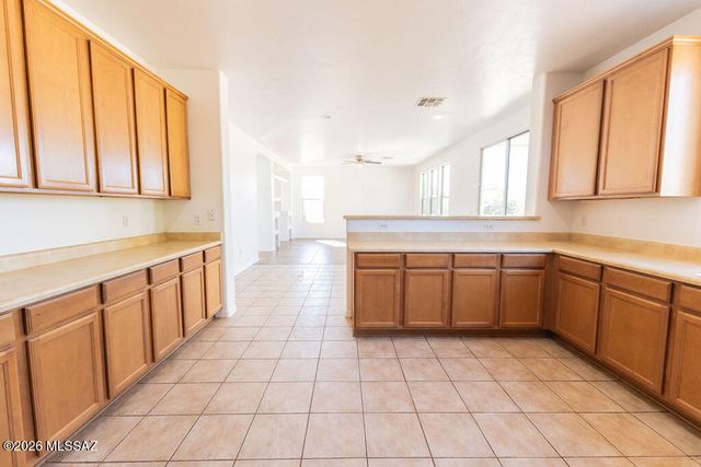 8186 W Young Eagle Court, Tucson, AZ 85757