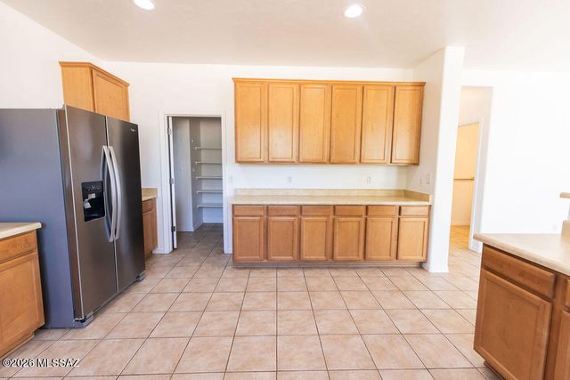 8186 W Young Eagle Court, Tucson, AZ 85757