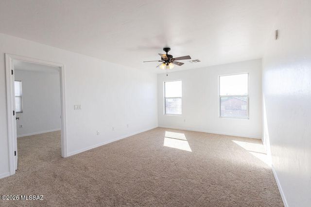 8186 W Young Eagle Court, Tucson, AZ 85757