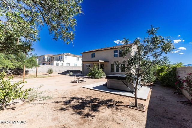 8186 W Young Eagle Court, Tucson, AZ 85757