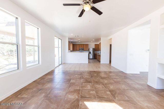 8186 W Young Eagle Court, Tucson, AZ 85757