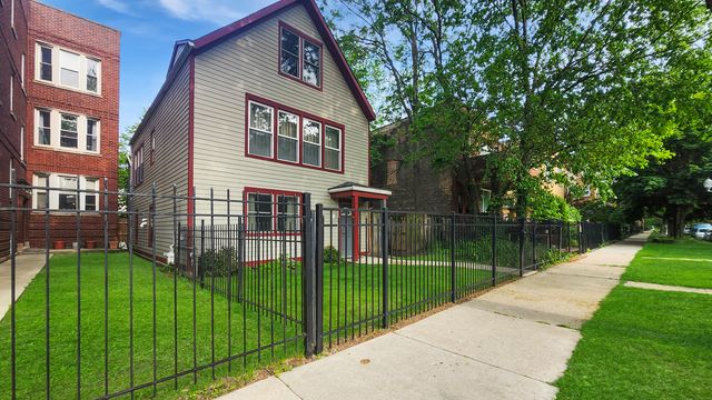 4241 N Richmond Street, Chicago, IL 60618