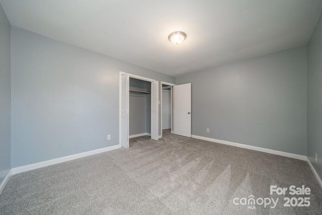 6126 Eagle Peak Drive, Charlotte, NC 28214