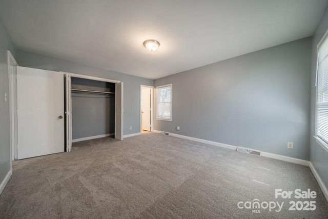 6126 Eagle Peak Drive, Charlotte, NC 28214