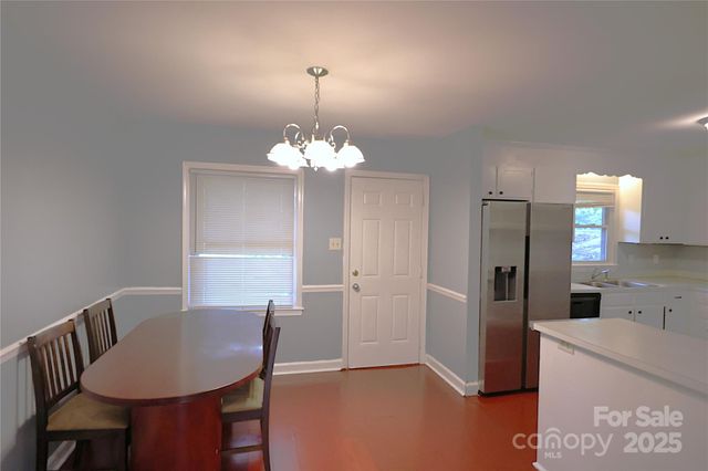 6126 Eagle Peak Drive, Charlotte, NC 28214