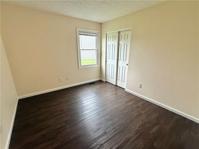 10029 Village Tree Court, Miamisburg, OH 45342