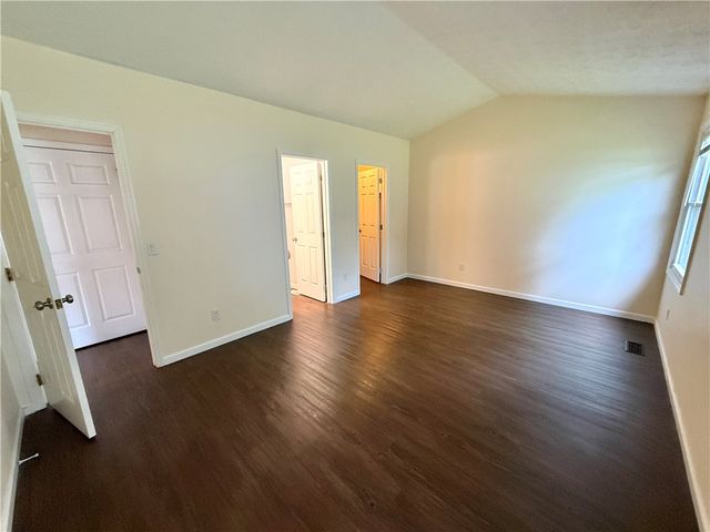 10029 Village Tree Court, Miamisburg, OH 45342