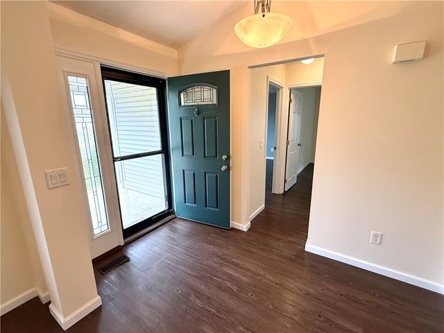 10029 Village Tree Court, Miamisburg, OH 45342