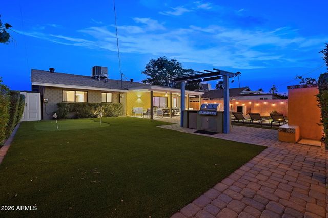 8426 E SHERIDAN Street, Scottsdale, AZ 85257