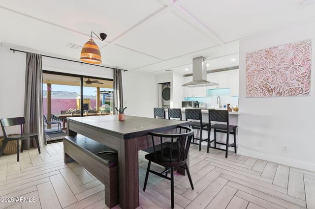 8426 E SHERIDAN Street, Scottsdale, AZ 85257
