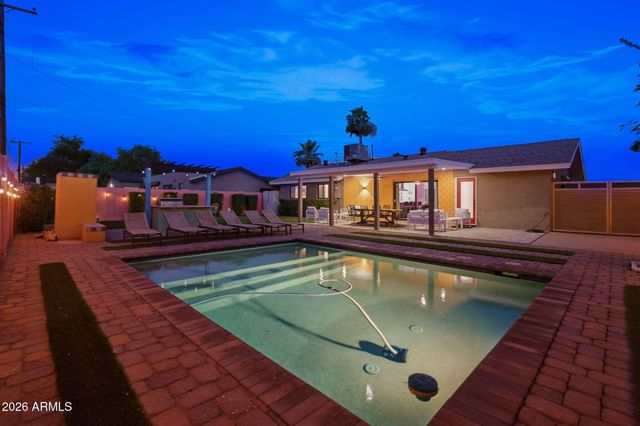 8426 E SHERIDAN Street, Scottsdale, AZ 85257