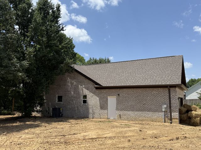 90 Lexie Ln, Lawrenceburg, TN 38464