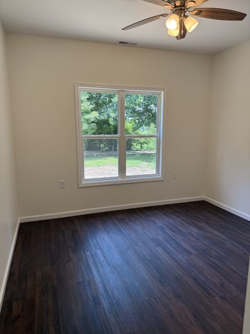 90 Lexie Ln, Lawrenceburg, TN 38464