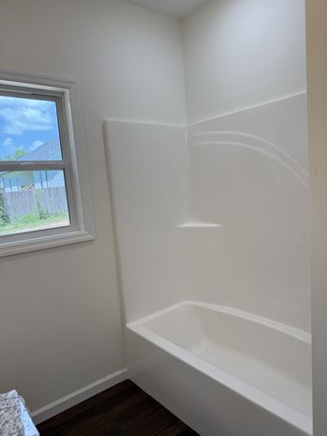 90 Lexie Ln, Lawrenceburg, TN 38464