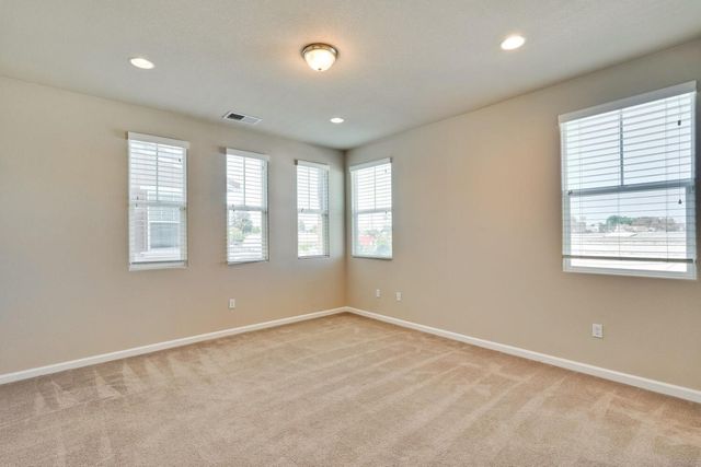 867 Maple Place, East Palo Alto, CA 94303