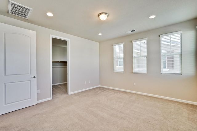 867 Maple Place, East Palo Alto, CA 94303