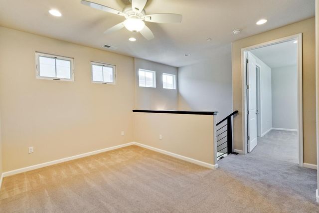 867 Maple Place, East Palo Alto, CA 94303