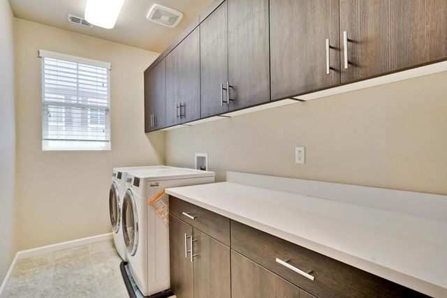 867 Maple Place, East Palo Alto, CA 94303