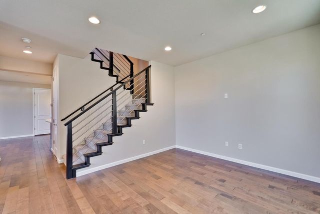 867 Maple Place, East Palo Alto, CA 94303