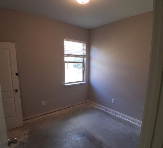 1432 Park Trails Boulevard, Princeton, TX 75407
