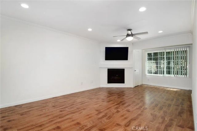 5525 Canoga Avenue 124, Woodland Hills, CA 91367