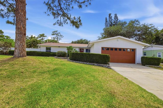 7520 20TH STREET N, St Petersburg, FL 33702