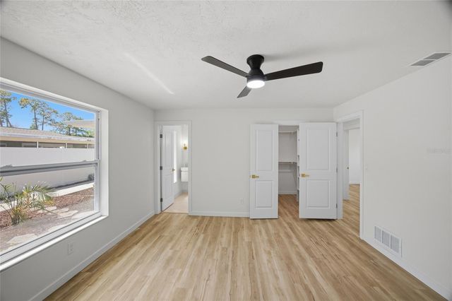 7520 20TH STREET N, St Petersburg, FL 33702