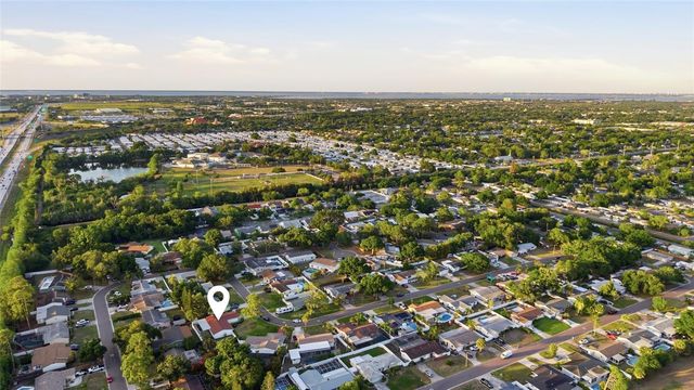 7520 20TH STREET N, St Petersburg, FL 33702