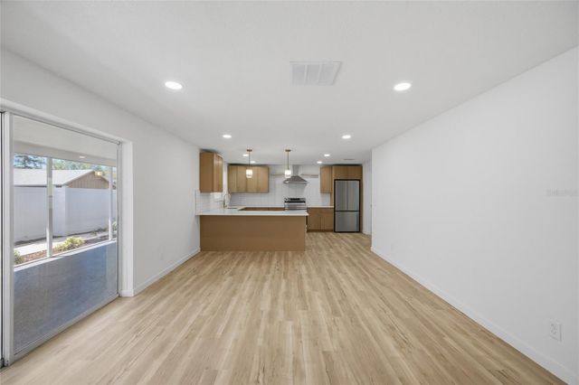 7520 20TH STREET N, St Petersburg, FL 33702