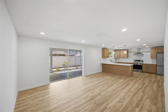 7520 20TH STREET N, St Petersburg, FL 33702