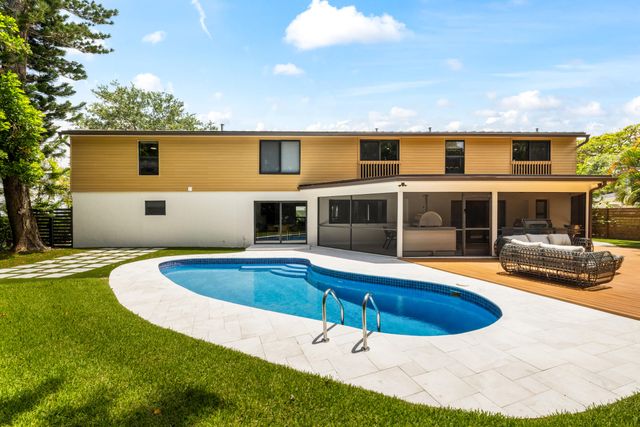 342 Fairway W, Tequesta, FL 33469
