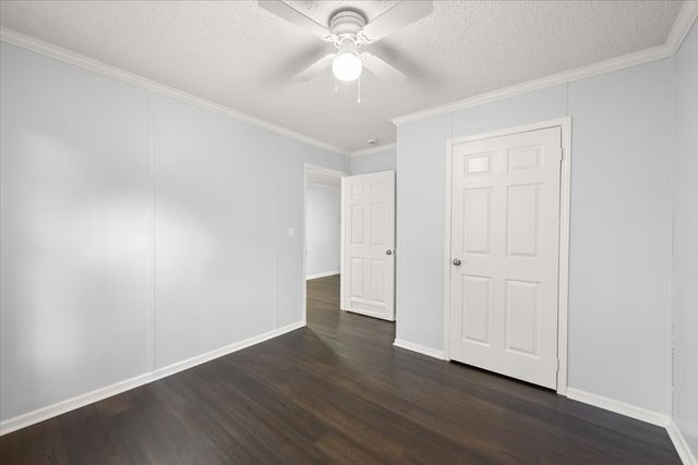 109 Summers Circle, Azle, TX 76020