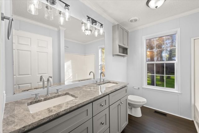 109 Summers Circle, Azle, TX 76020