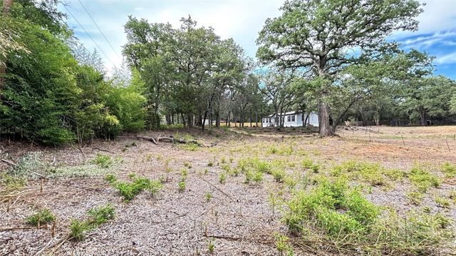 109 Summers Circle, Azle, TX 76020