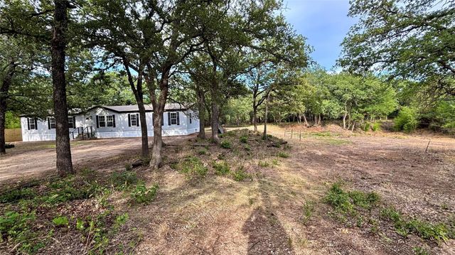 109 Summers Circle, Azle, TX 76020