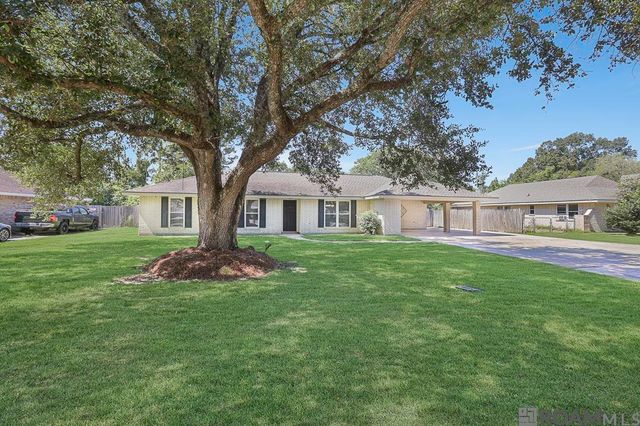 26049 Vincent Dr, Denham Springs, LA 70726